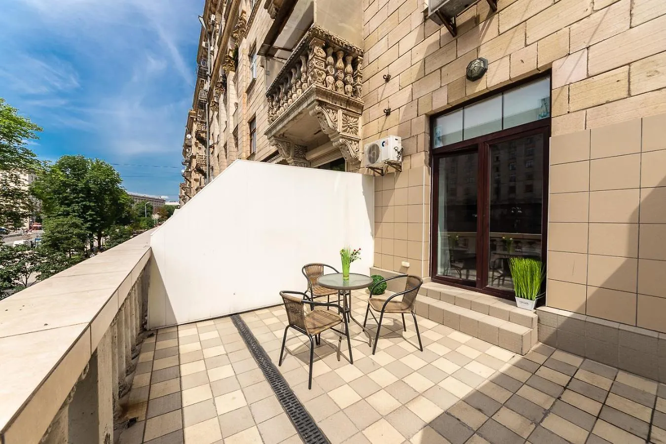 Двохкімнатна З Терасою По Вул Хрещатик 21 Kiew Apartment